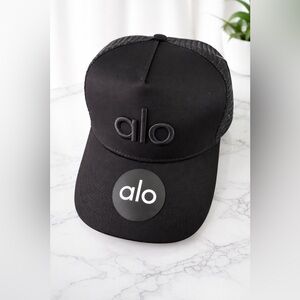 Alo Black Hat